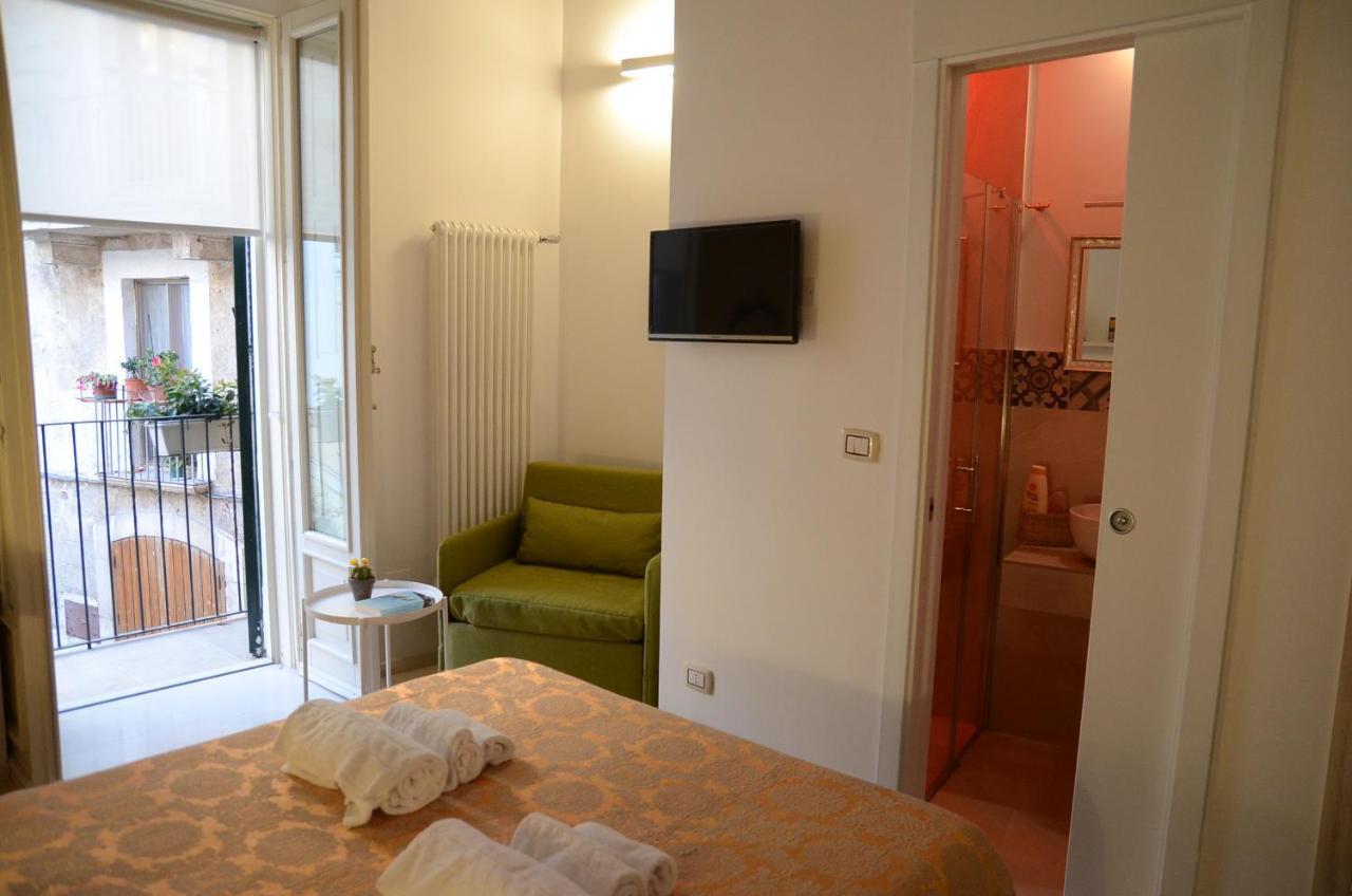 バーリ Casa Zia Cecchina Bed & Breakfast エクステリア 写真