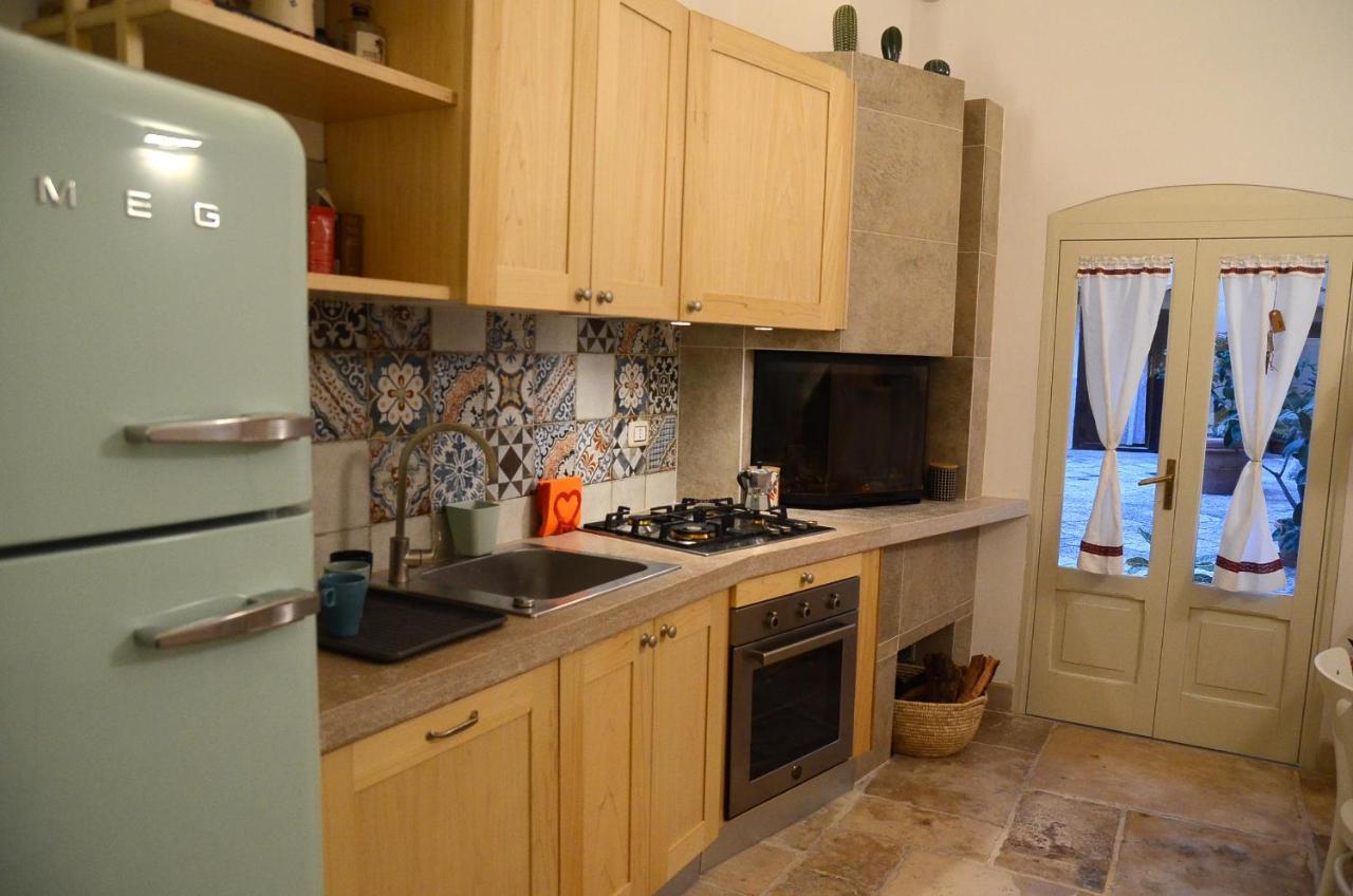 バーリ Casa Zia Cecchina Bed & Breakfast エクステリア 写真